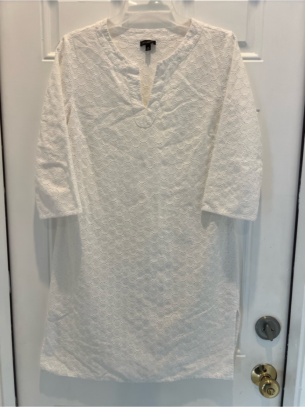 Talbots Women's White Embroidered Cover up dress Size M 3/4 Sleeves #726